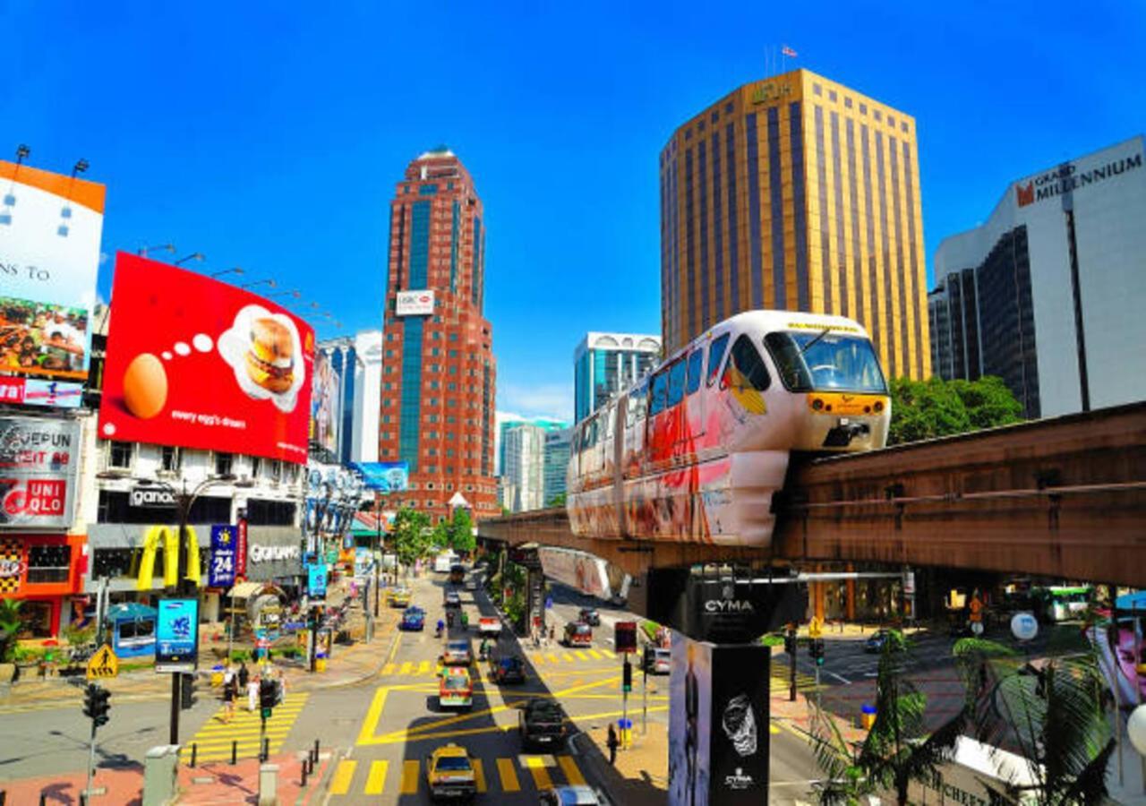 Apartment 2br Tourists-friendly Oasis - Heart Of The Kl By Verano Kuala Lumpur